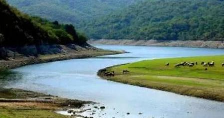 鞍山岫岩玉都,揭秘中国玉都岫岩6万吨玉石