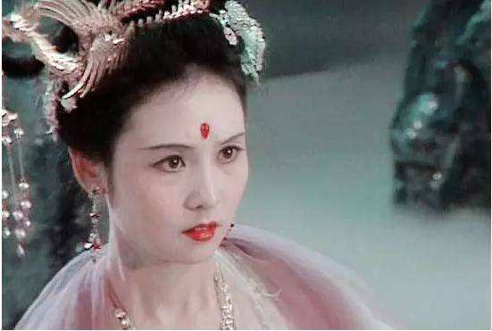 孙悟空和猪八戒争夺嫦娥,猪八戒对嫦娥说了啥