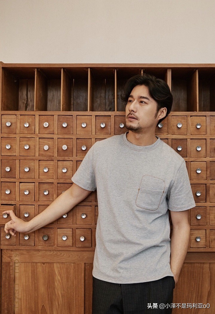 男士穿搭夏季大牌,夏季男士衣服穿搭讲解