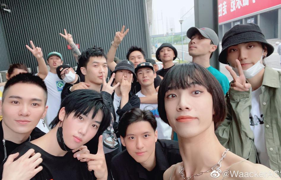 街舞4小鸡最后选择王一博了吗,街舞4小鸡