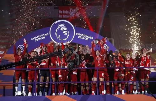 克洛普4年之内夺冠,克洛普永不独行