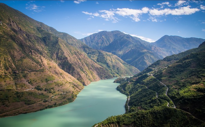 消失的地平线上的“香巴拉”和“女儿国”（二）