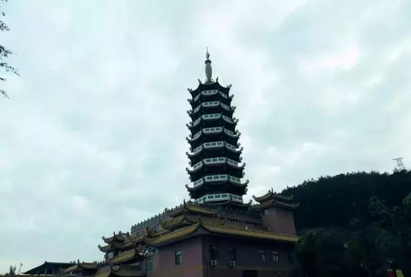 秋高气爽适合去哪里旅游,秋高气爽的山地旅游