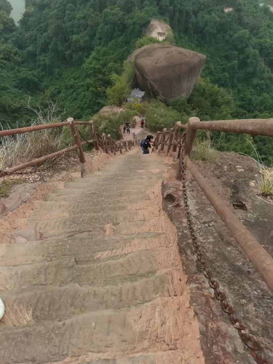 广东韶关丹霞山大自然景观,韶关丹霞山鳌鱼什么地貌