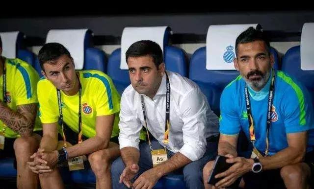 英超9个保级队7个换帅,两支中超球队先后宣布换帅