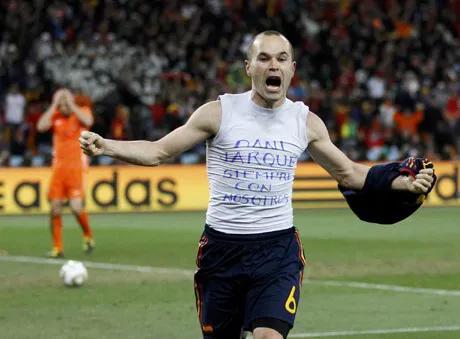 足球中的伟大故事伊布,足球人物志系列伊涅斯塔