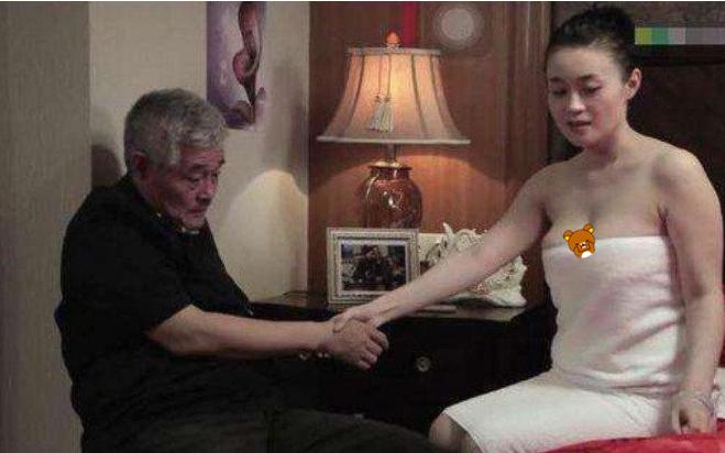 关婷娜21岁被赵本山看中拍戏18年,关婷娜25岁被赵本山看中