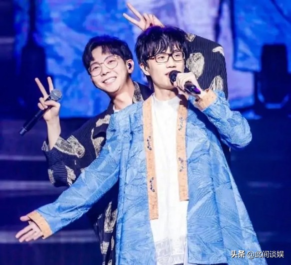 璁稿旦闆呬織鍏辫祻閫犲瀷,璁稿旦鍥介閫犲瀷鍥剧墖