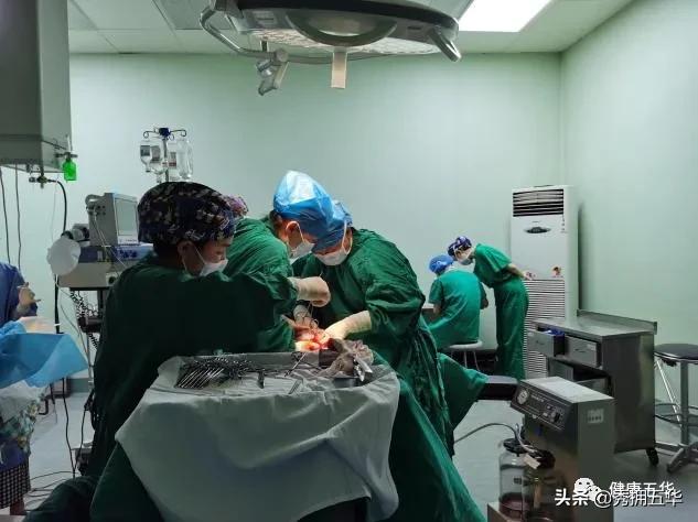 抢救宫外孕患者的报道,医院生死时速抢救病人