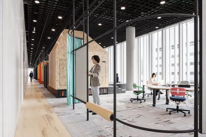 鐖辫寜鑾夊お骞虫磱棣栧皵鎬婚儴澶фゼ璁捐,鐖辫寜鑾夊お骞虫磱澶фゼ璁捐