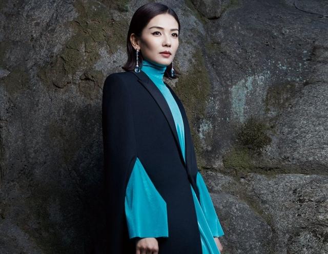 明明长得好看为什么被人说丑,明明觉得自己很丑却总是被说漂亮