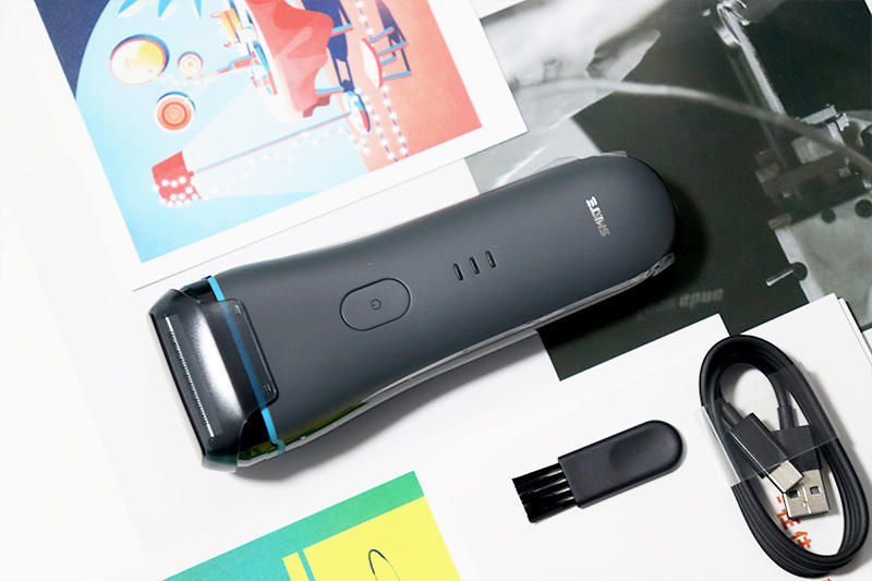 致敬博朗，三刀头柔和利落：须眉灵动3往复式剃须刀体验