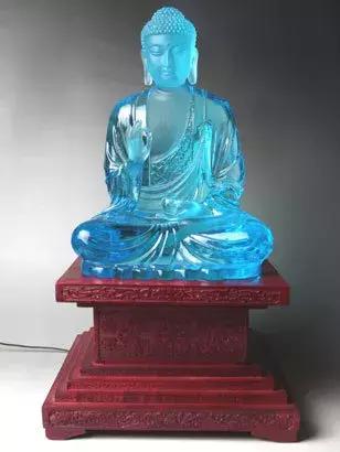 皇帝也会被骗？泰国镇国至宝，价值20亿的翡翠佛很可能不是翡翠