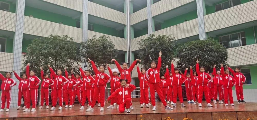 小学创建文明城市启动仪式,创建文明城市争做文明小学生的话