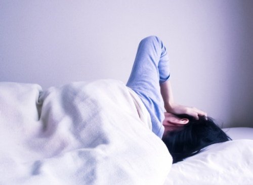 受惊吓后心悸怎么缓解,受惊心慌难入眠是怎么回事