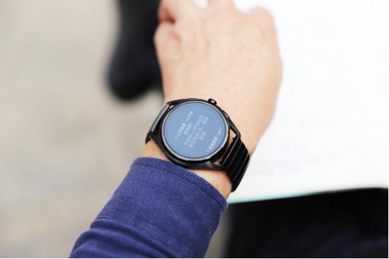 阿玛尼男士手表上手体验,阿玛尼四代