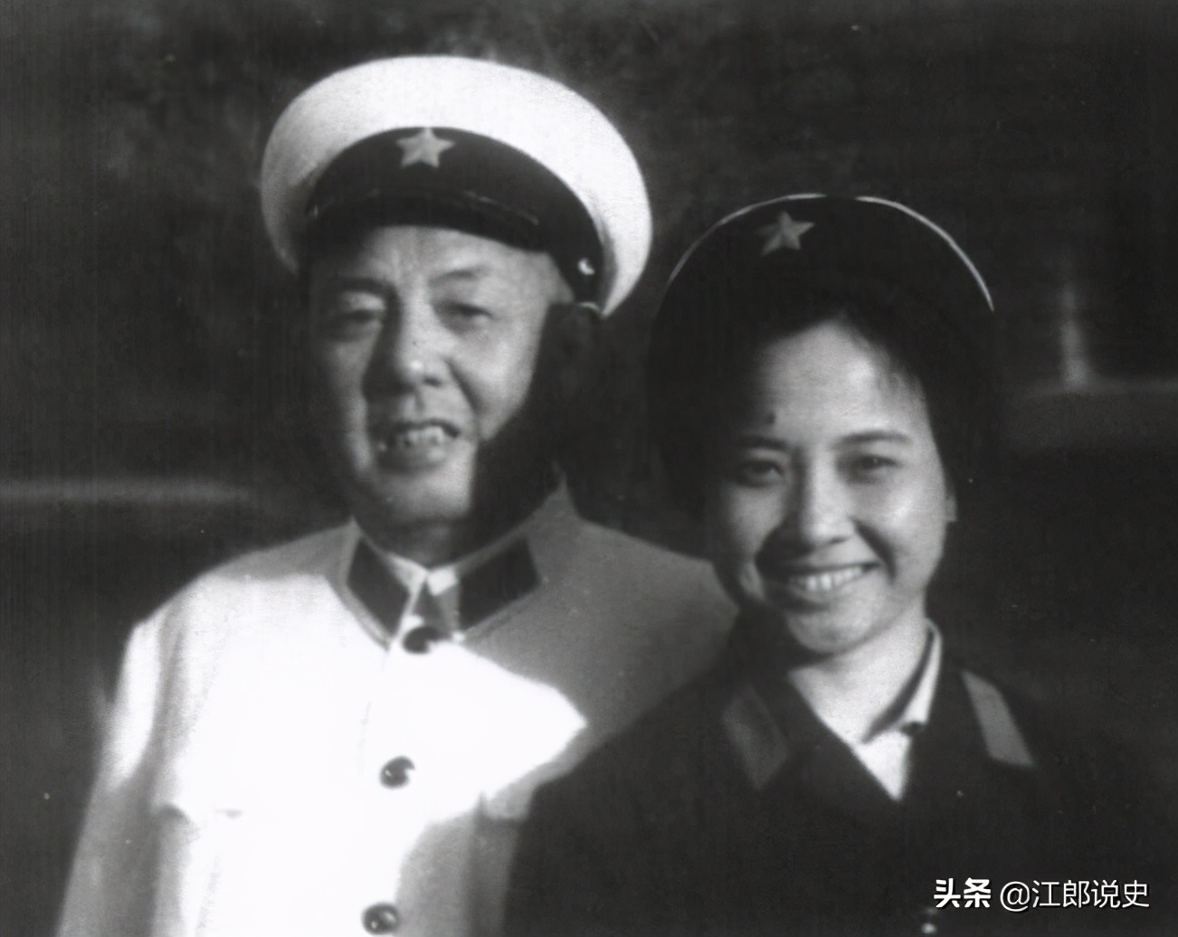 *振华苏**：5年剿匪27万人，后被授为上将，去世后骨灰洒在南海