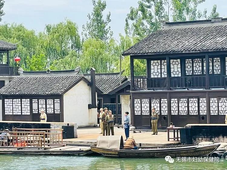 追寻先辈足迹续写时代新章丨妇科*党**总支开展*党**史实践教育