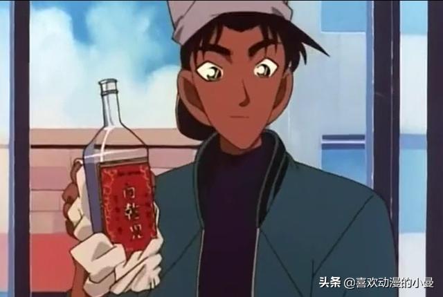 服部平次第一次发现柯南身份,服部平次与柯南超燃瞬间