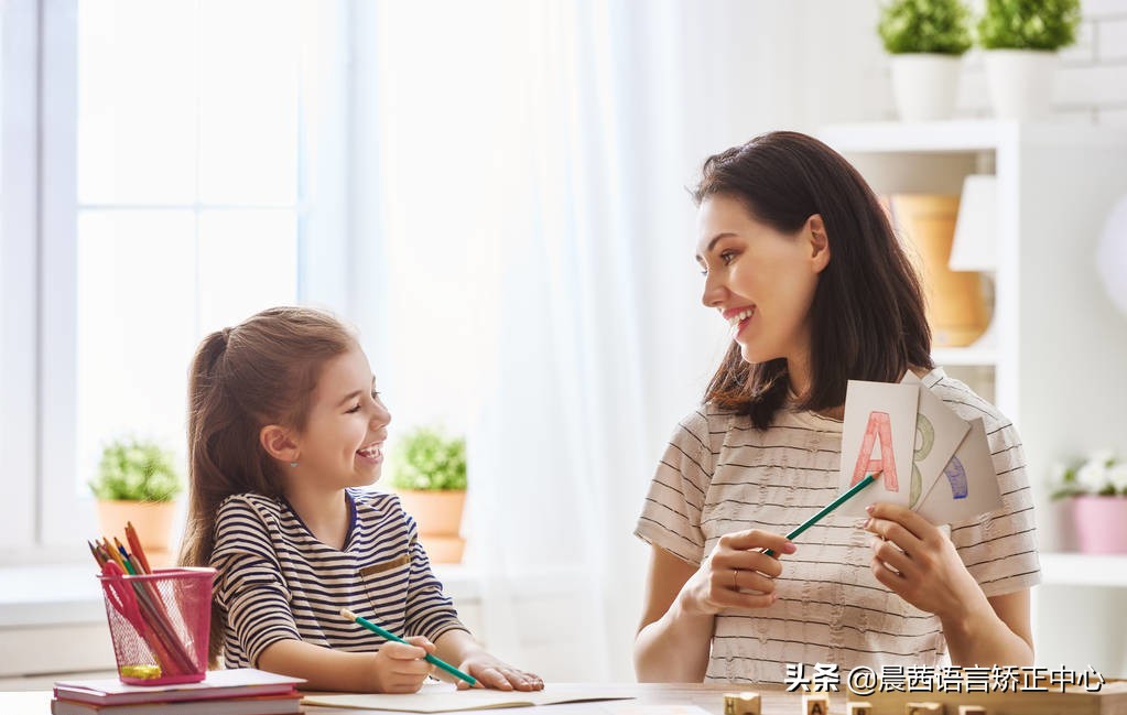 孩子只会说词语不会说句子怎么办,孩子只会说简单叠词怎么办