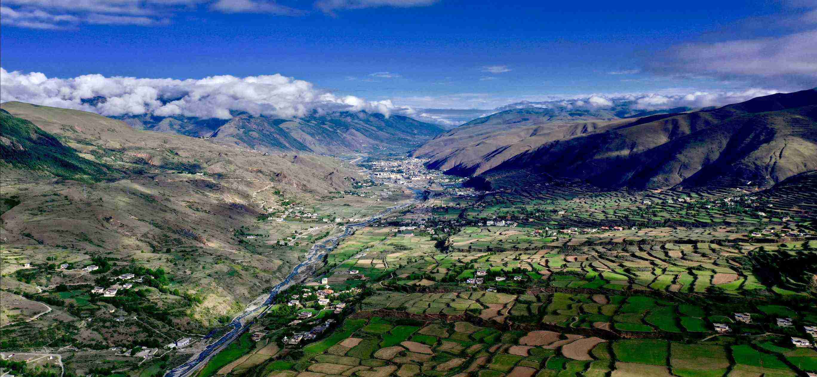 四川的保护神都江堰，为何屹立两千年不倒？不只是因为工程良心