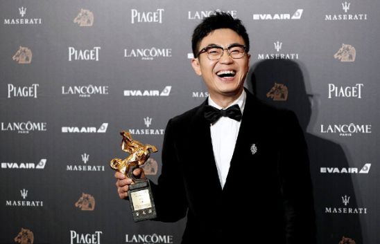 大鹏背后的人是谁,大鹏当年为啥能请这么多明星