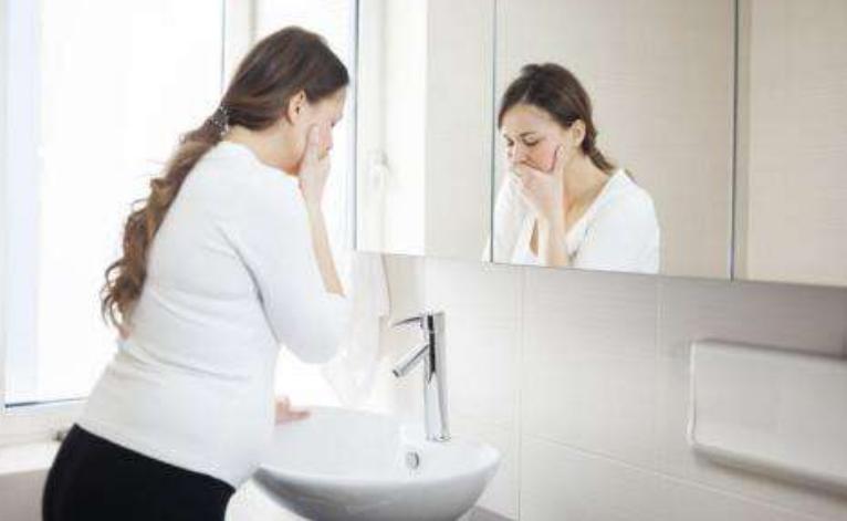 怀孕一到40周过程,40周岁女人怀孕前三个月注意什么