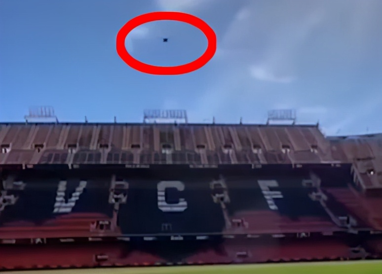 抖音上为什么有那么多穿越的,穿越到2027年的人抖音