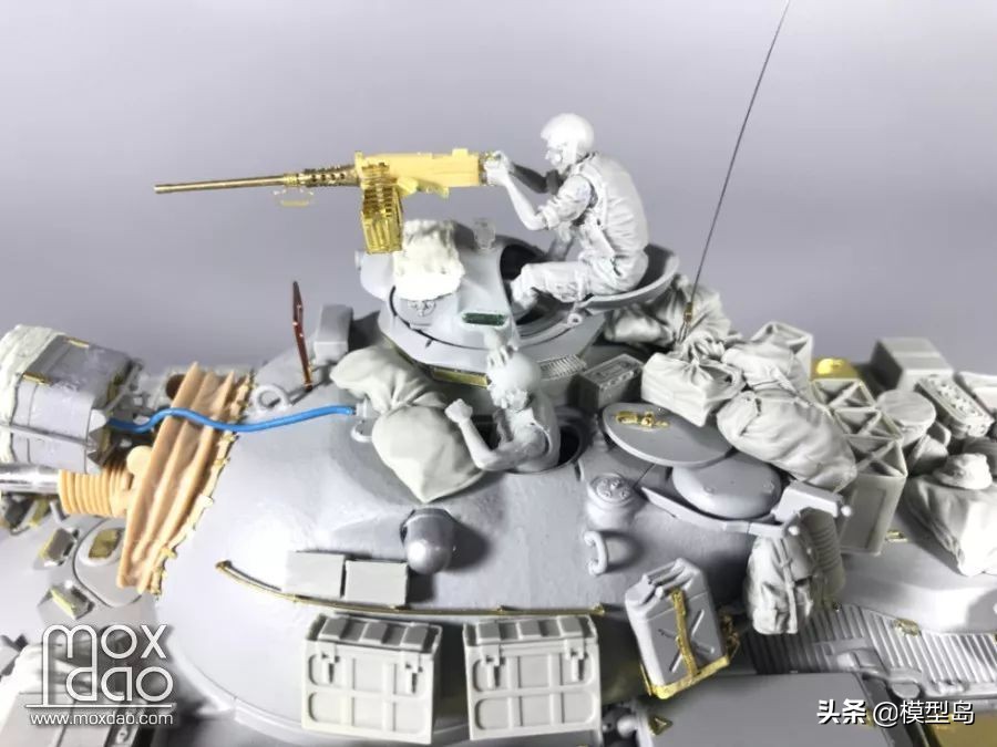 t34-85中型坦克模型,现代1:35主战坦克模型