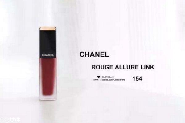 香奈儿154和香奈儿58颜色一样吗 (香奈儿口红58和154号哪个好看)
