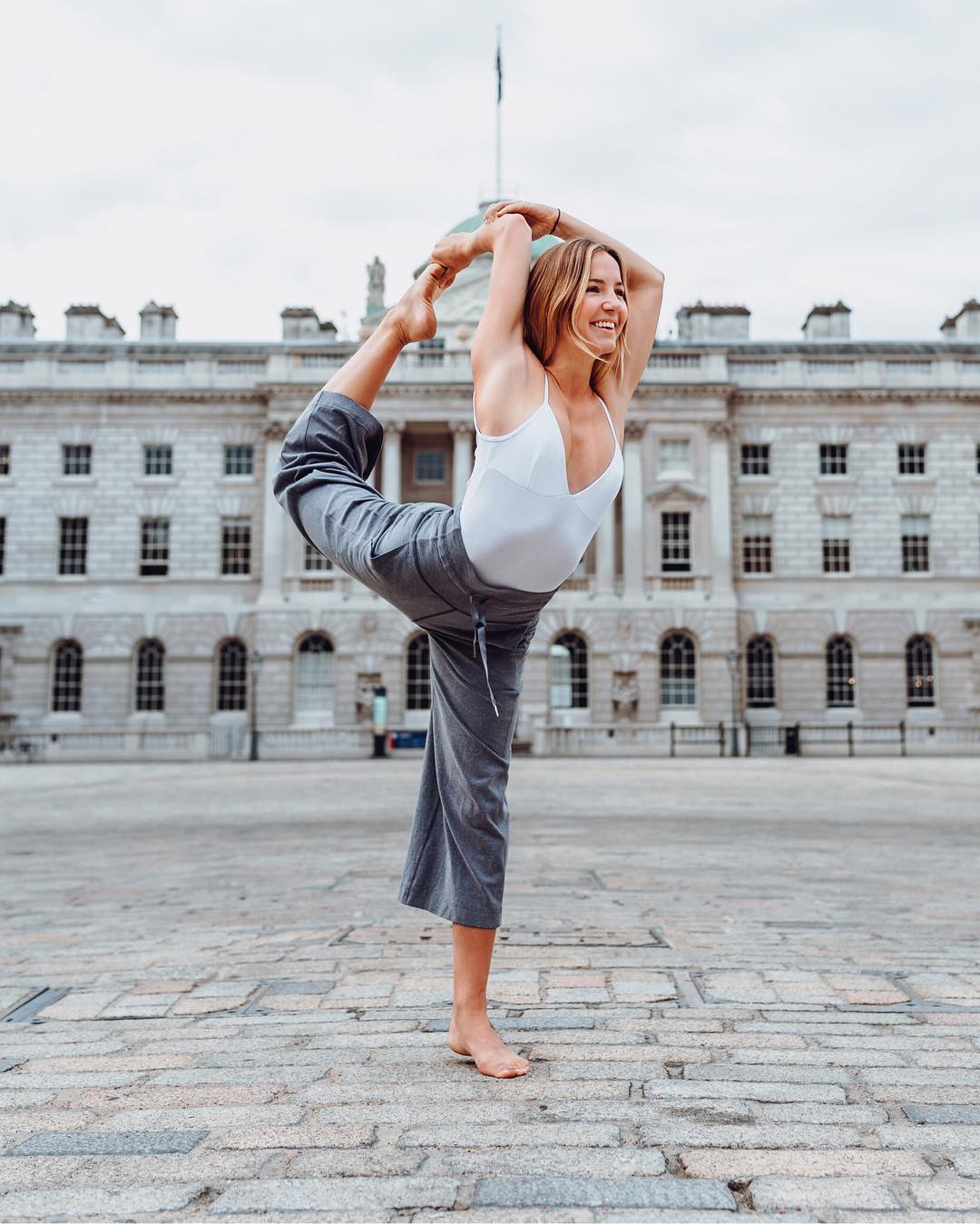如何判断自己是真胯宽还是假胯宽,怎么判断自己真胯宽还是假胯宽