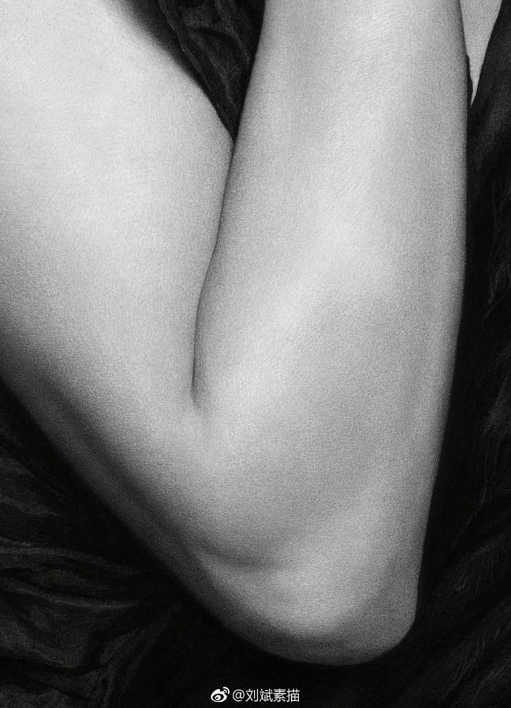 同一支炭笔，为啥人家可以吃透素描结构和质感，看完这一波你也行