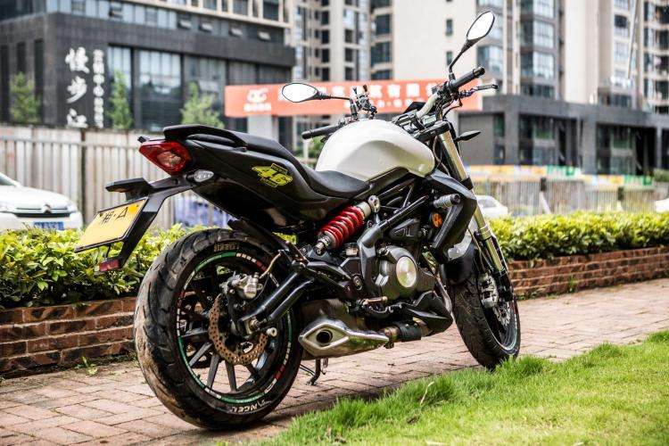 黄龙300是街车吗,国产黄龙复古300