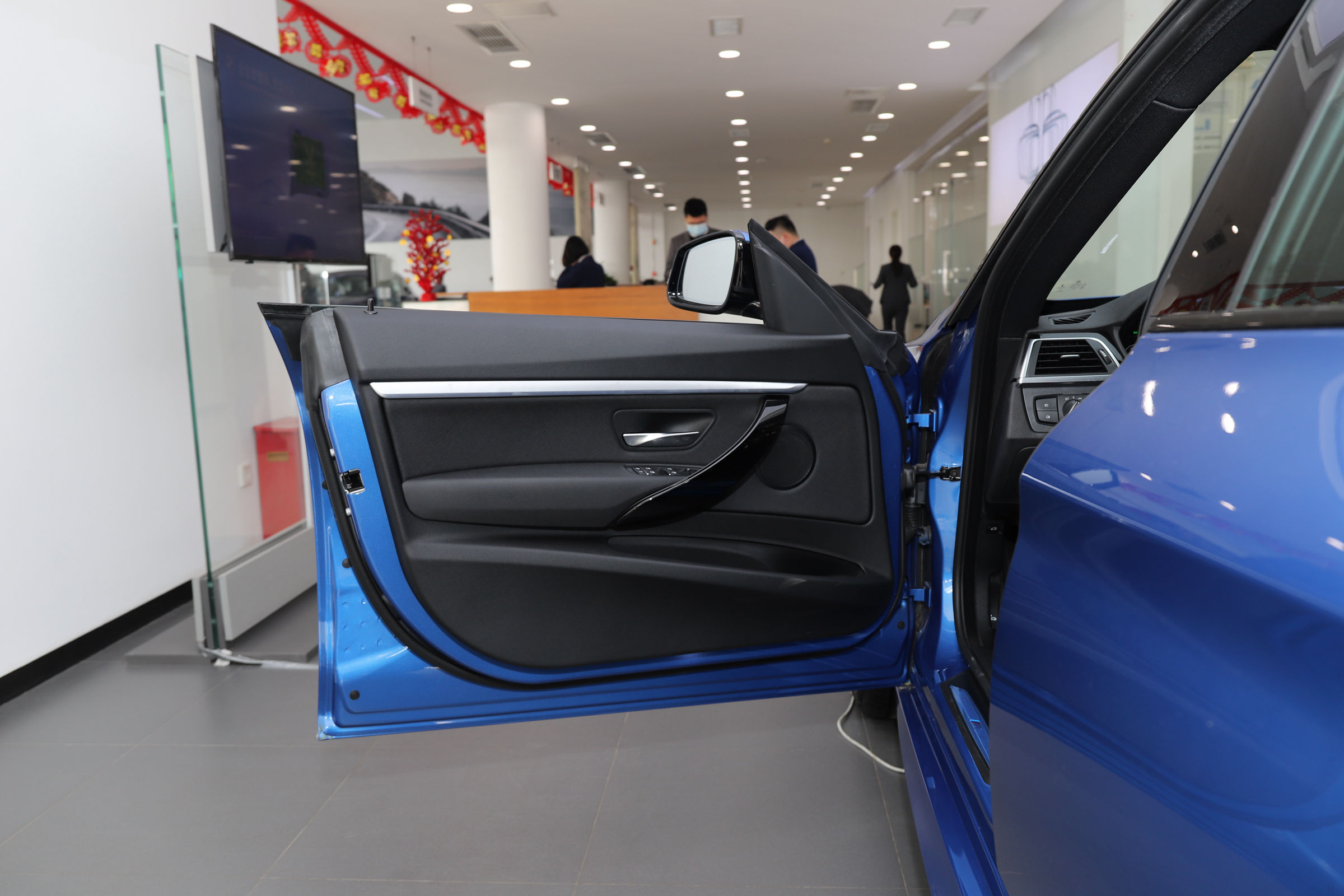 宝马gt3系进口顶配,宝马3系gt热销中购车优惠8万