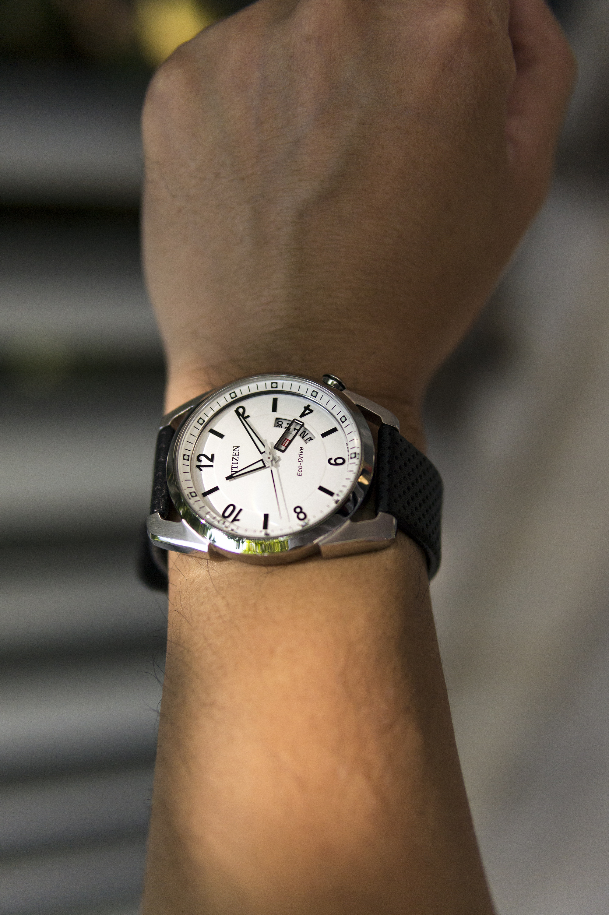 买西铁城还是精工好,西铁城买机械还是光动能