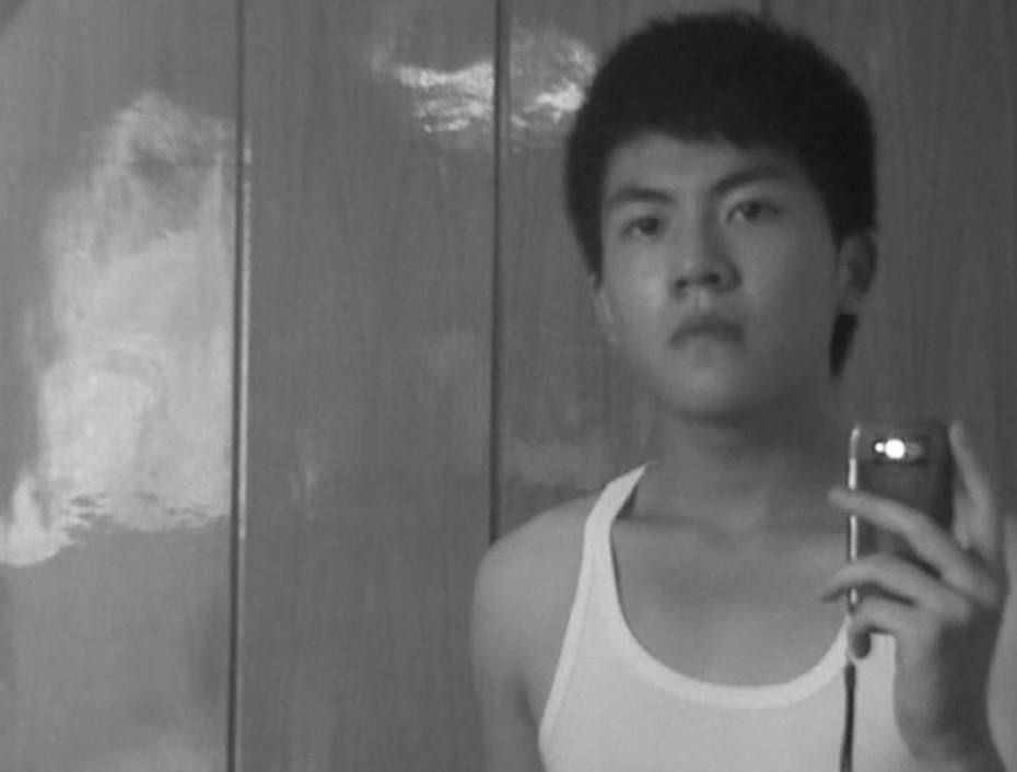 学识加成美得自然真实！温大老师像吴彦祖张震，思政老师撞脸Lisa