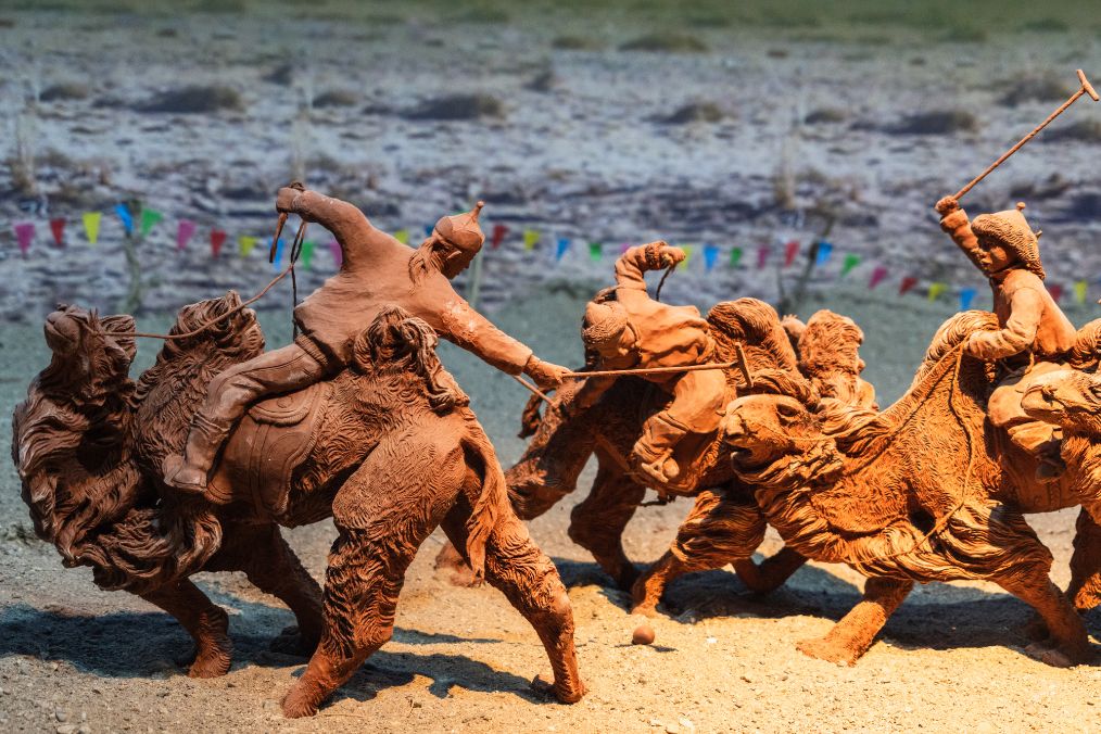 她是滔滔千里黄河的宠儿,阴山之下、河套之上的掌上明珠