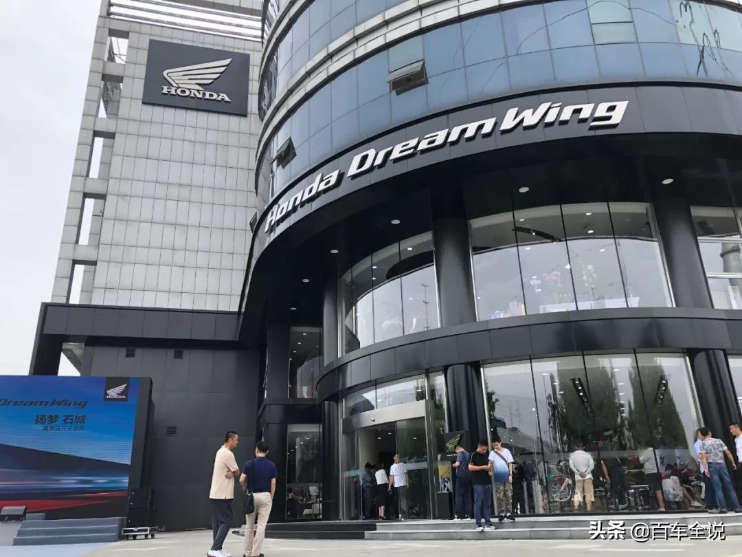 每个男孩都有一个女孩梦,每个男孩都有一个单车梦