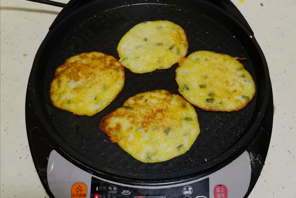 玉米放久了干瘪可以吃吗,煮熟玉米过一段时间干瘪怎么恢复