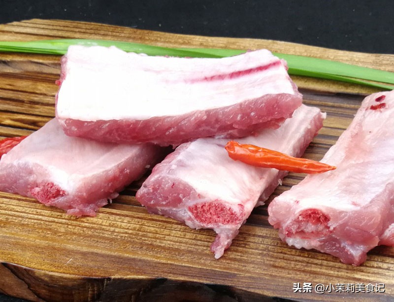 买排骨最好是不要买肉,排骨肉少好还是多肉好