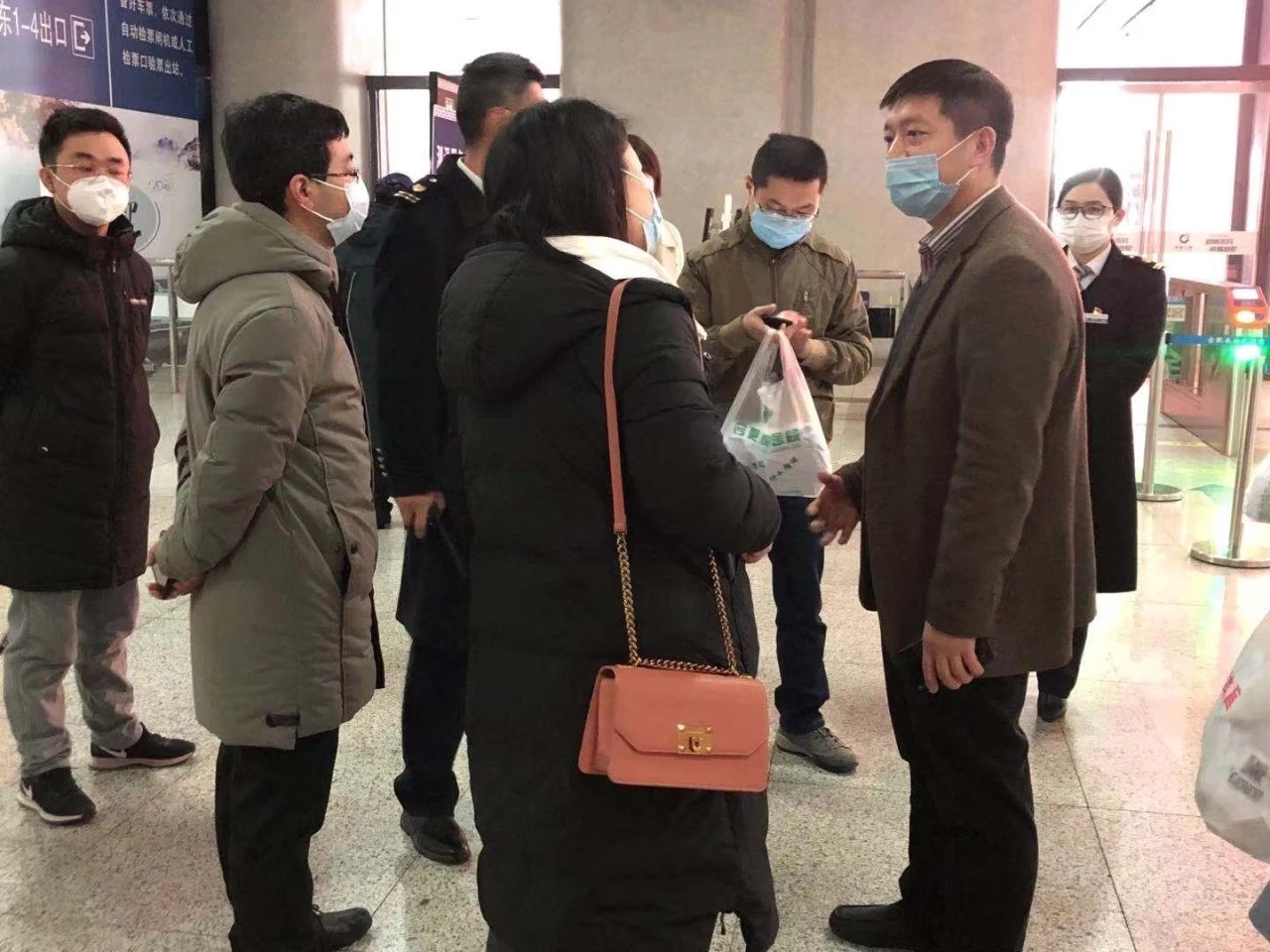 合肥南站疫情防护工作,合肥南站防控