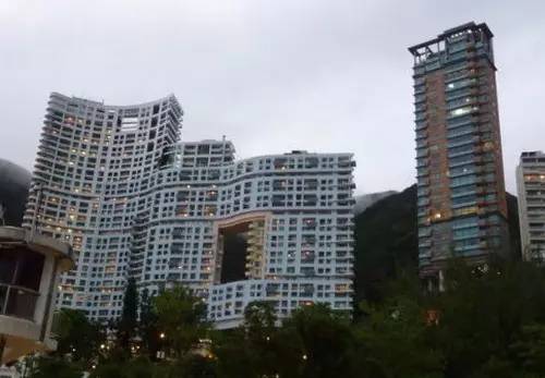 香港迷信吗,香港迷信案例