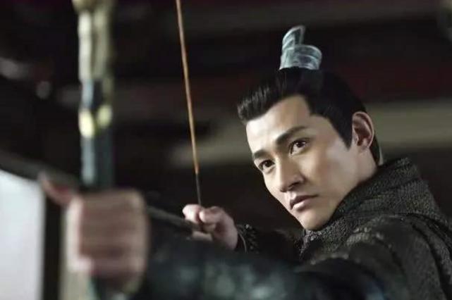 《庆余年》燕小乙是《全员加速中》的黑衣人,易烊千玺对他最熟