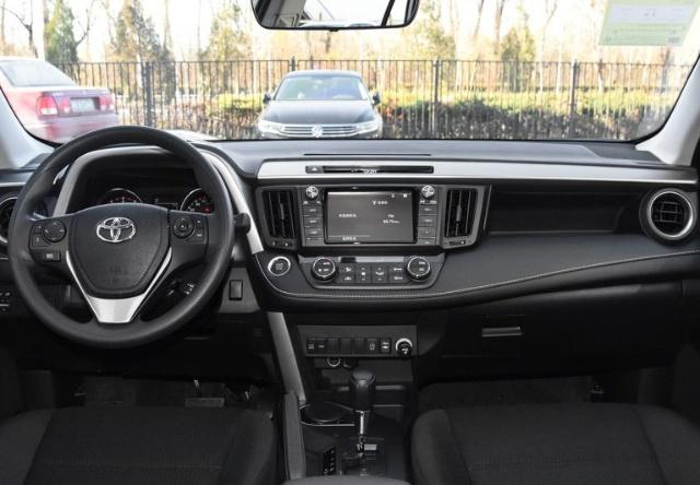 丰田rav4荣放车评,丰田rav4荣放开起来舒服吗