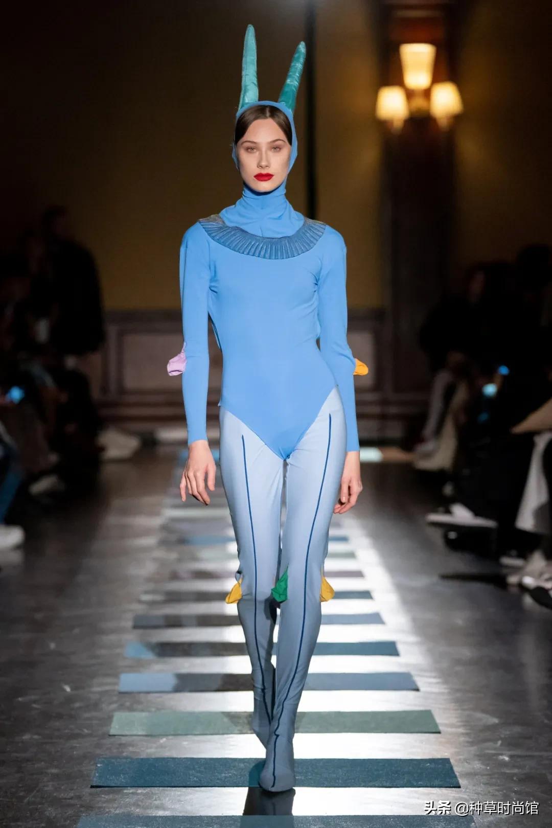 对不起是我不配什么梗,对不起是我不配伴奏