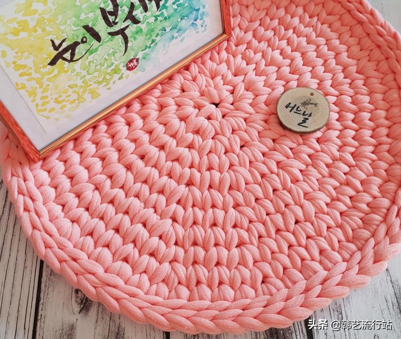 漂亮的钩针饰品,钩针小饰品教程图解