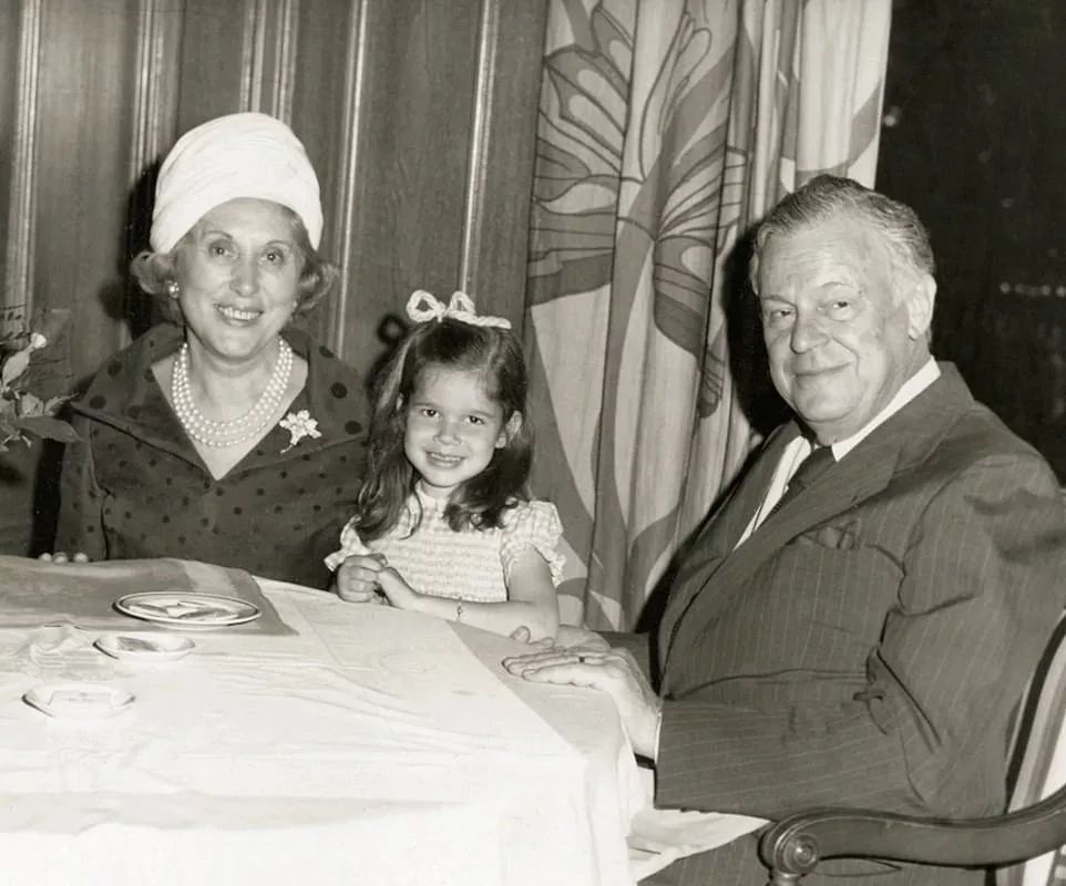 雅诗兰黛家居,雅诗兰黛祖屋别墅