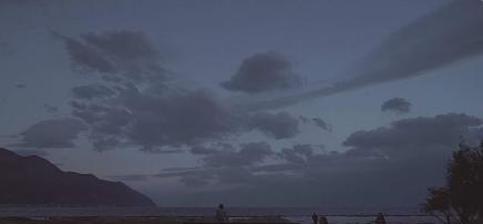 ‘我将新欢视为初恋像旧爱致歉’‘这不就是你梦寐以求的长大吗’