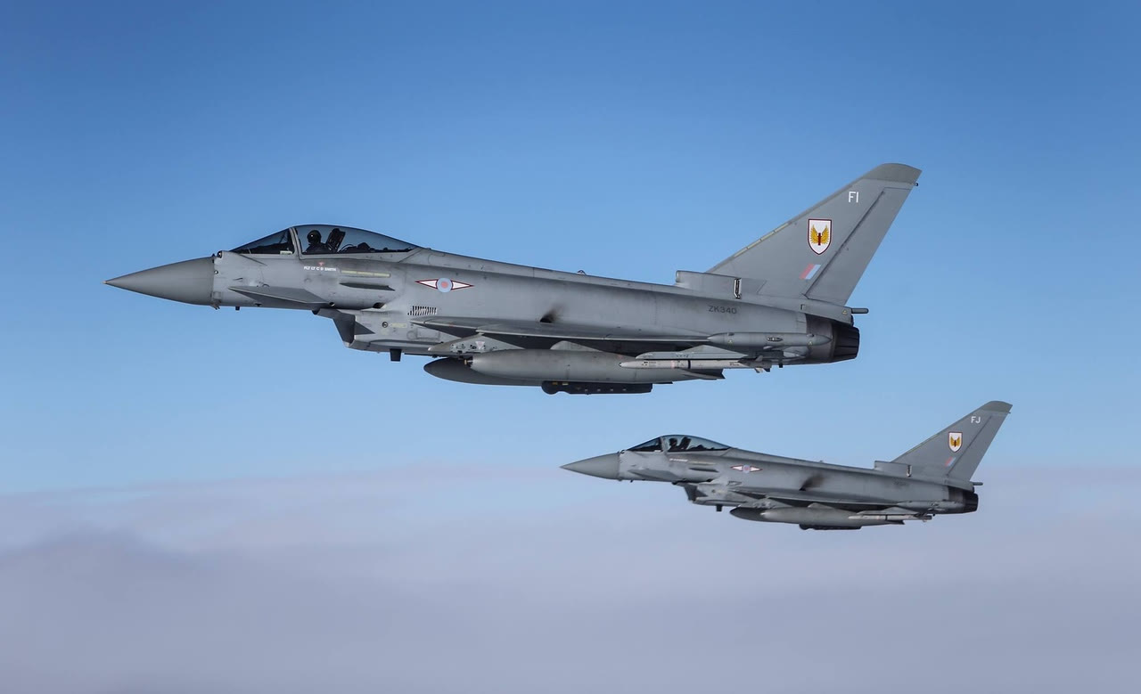 枭龙战斗机对外成交价,枭龙战机再获大突破