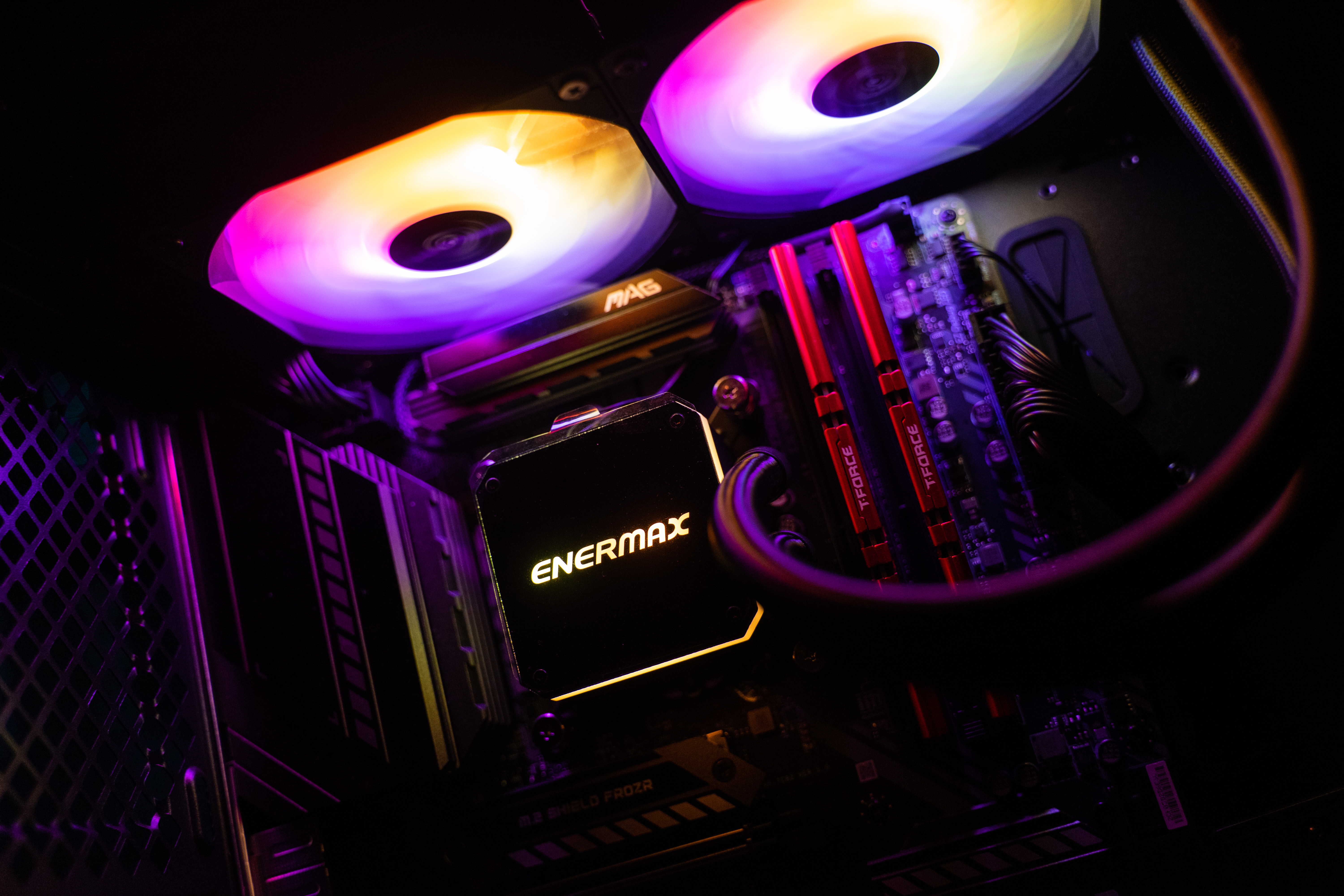 无显卡主机可以装显卡吗,无显卡主机自己怎么装显卡